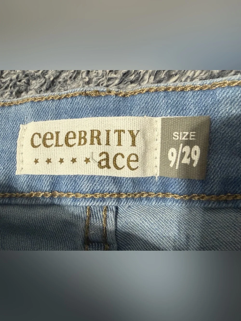 Celebrity Ace High Rise Skinny Ankle Jeans Size 9/29 Distressed Butterfly Chain